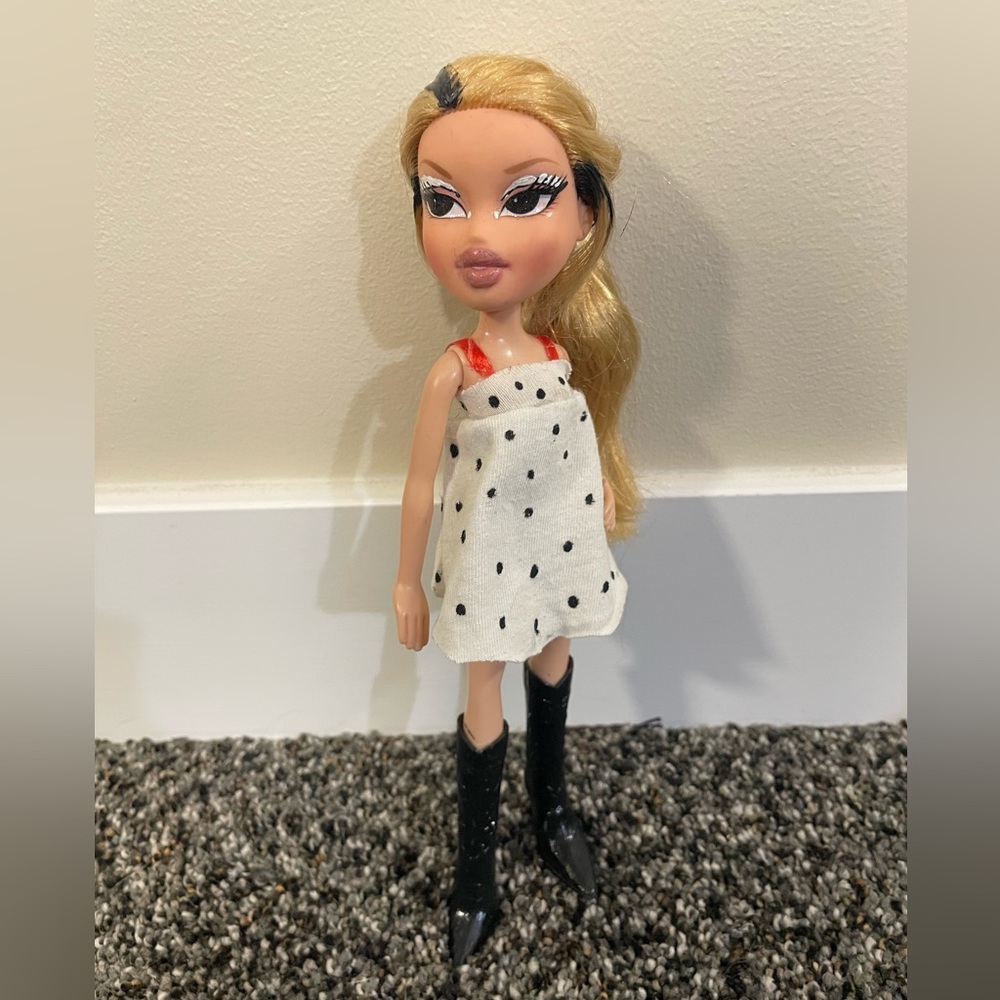 Custom Ariana Grande No Tears Left to Cry Bratz Doll